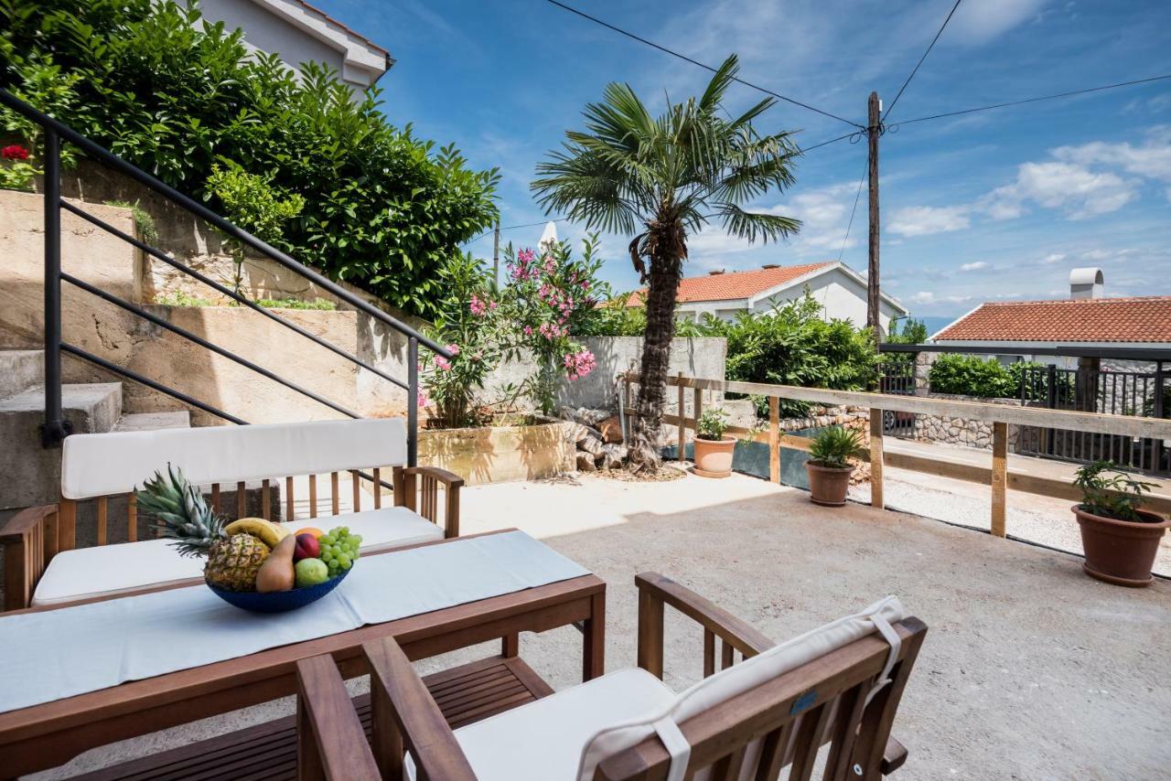 Apartments Dora Vantacici Extérieur photo